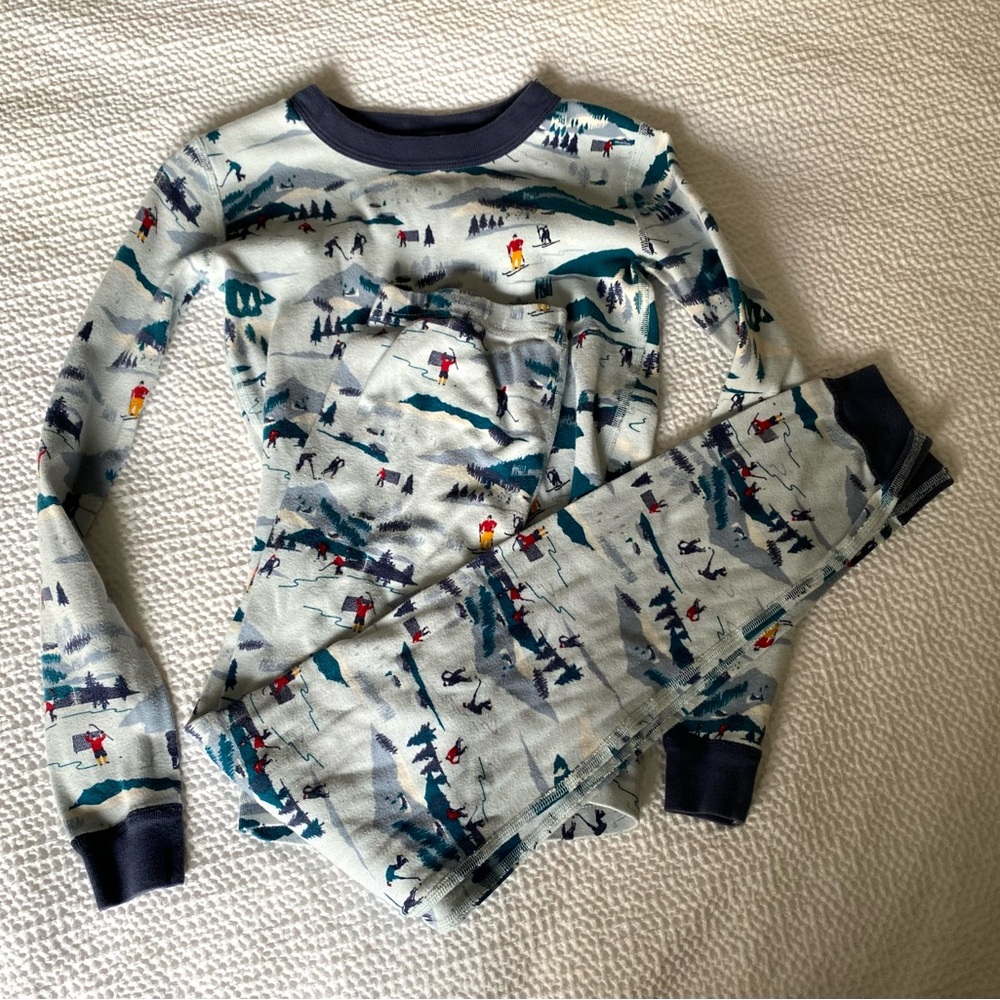 Hanna Andersson Winter Sports Pajama Set Snow Christmas Size 12 years